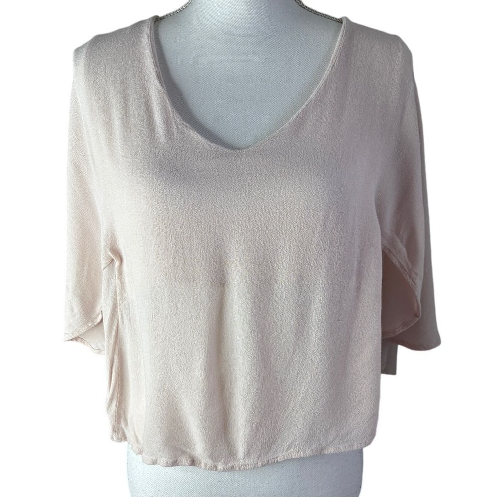 Pretty Good Women’s Blush Flutter Sleeve Blouse